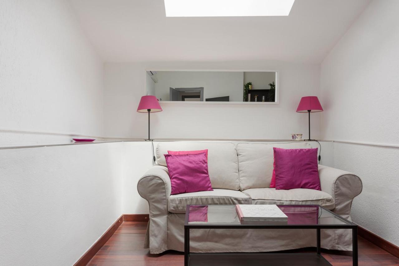 1 Bedroom Apt - Duomo 4 Милано Екстериор снимка